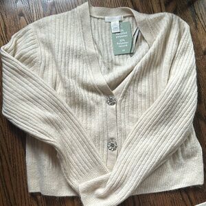 NWT H&M cardigan with embellished buttons Size M